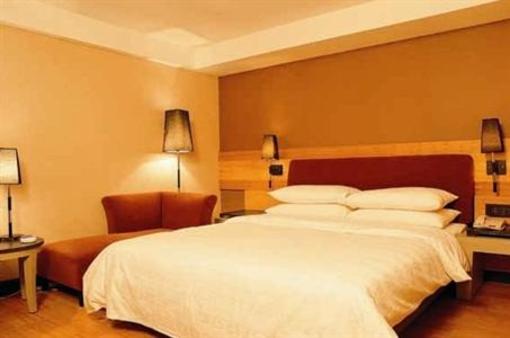 фото отеля IT World Hotel