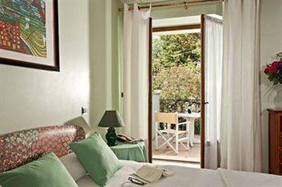 фото отеля Hostellerie de la Fuste