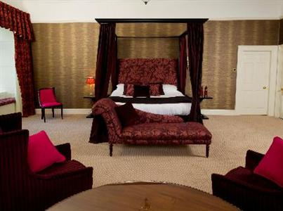 фото отеля Hazlewood Castle Hotel Tadcaster