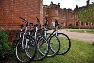 фото отеля Wotton House
