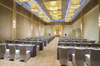 фото отеля Four Points by Sheraton Guangzhou Dongpu