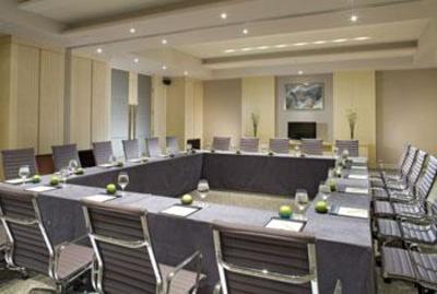 фото отеля Four Points by Sheraton Guangzhou Dongpu