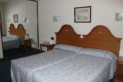 фото отеля Ebora Hotel