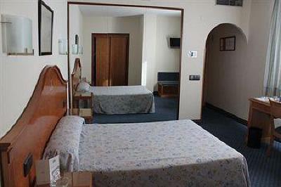 фото отеля Ebora Hotel
