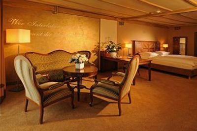 фото отеля Hotel Interlaken