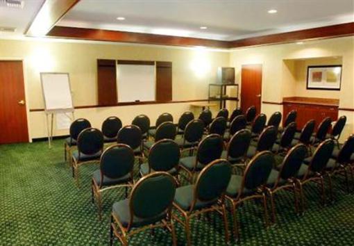 фото отеля Courtyard by Marriott Salinas Monterey