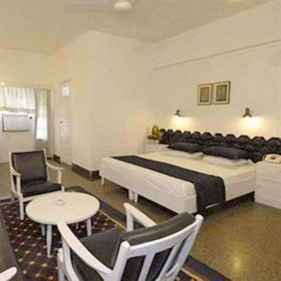 фото отеля West End Hotel Mumbai