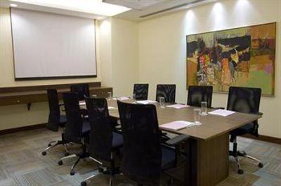 фото отеля Four Points by Sheraton Navi Mumbai, Vashi