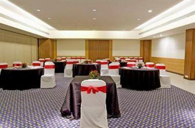 фото отеля Four Points by Sheraton Navi Mumbai, Vashi