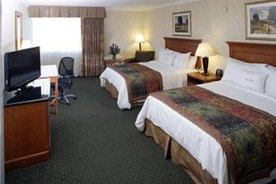 фото отеля DoubleTree Hotel Madison
