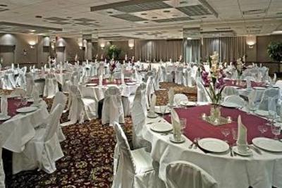 фото отеля DoubleTree Hotel Madison