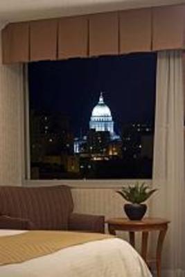 фото отеля DoubleTree Hotel Madison
