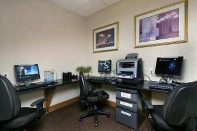 фото отеля DoubleTree Hotel Madison