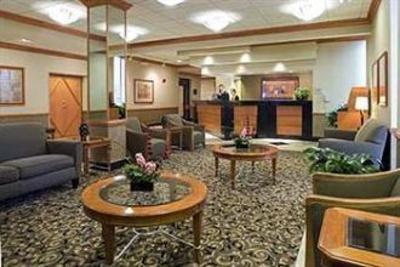 фото отеля DoubleTree Hotel Madison