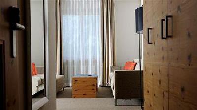 фото отеля Pontresina Sporthotel