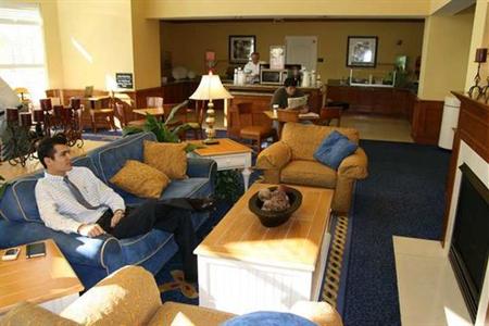 фото отеля Hampton Inn & Suites Jacksonville-Southside Blvd-Deerwood Pk