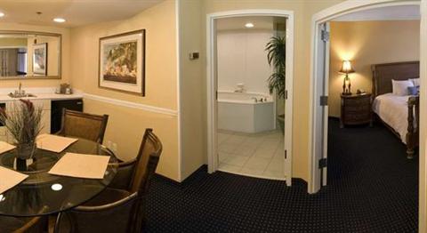 фото отеля Hampton Inn & Suites Jacksonville-Southside Blvd-Deerwood Pk