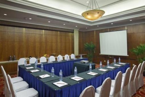фото отеля Holiday Inn City Centre Shenyang