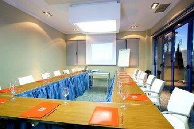 фото отеля Metropol Rooms Alcala