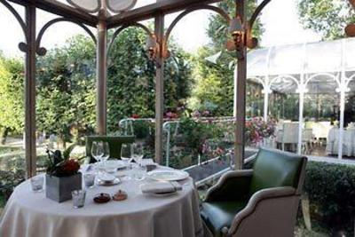 фото отеля L'Esperance Hotel Saint-Pere-Sous-Vezelay