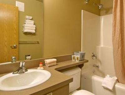 фото отеля Super 8 Motel Three Hills