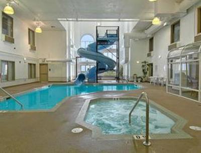фото отеля Super 8 Motel Three Hills
