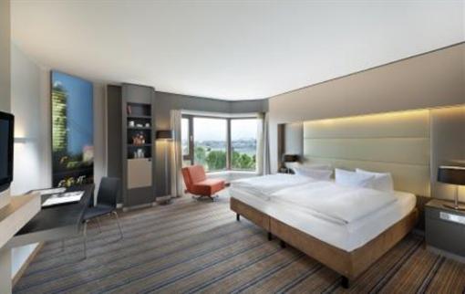 фото отеля Swissotel Duesseldorf Neuss