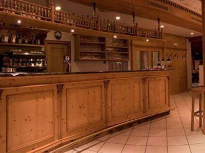 фото отеля Hotel Cristallo Canazei