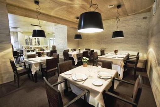 фото отеля Arcea Los Lagos Hotel Cangas de Onis