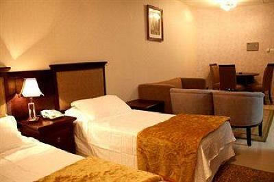 фото отеля Liwa Hotel Apartments