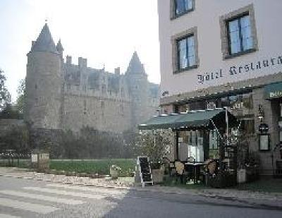 фото отеля Hotel Restaurant Du Chateau Josselin