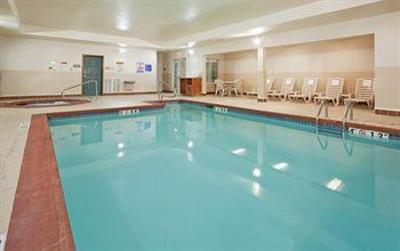 фото отеля Country Inn & Suites Columbia (Missouri)
