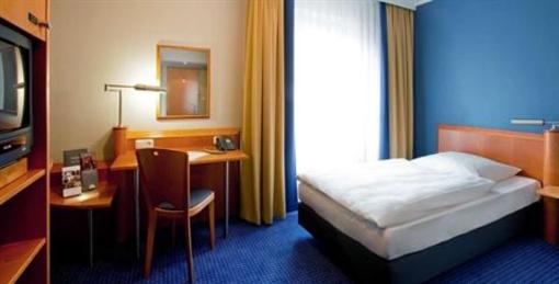фото отеля Steigenberger Hotel Stadt Hamburg
