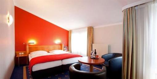 фото отеля Steigenberger Hotel Stadt Hamburg