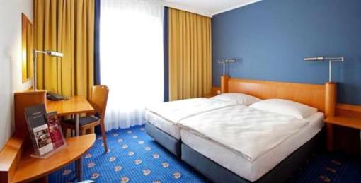 фото отеля Steigenberger Hotel Stadt Hamburg