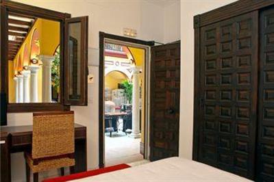 фото отеля Itaca Sevilla