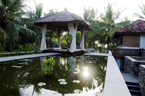 фото отеля Surya Samudra Private Retreats