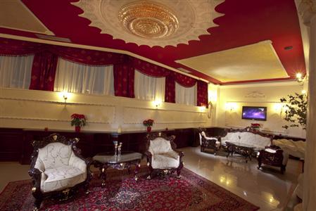 фото отеля Queen's Astoria Design Hotel