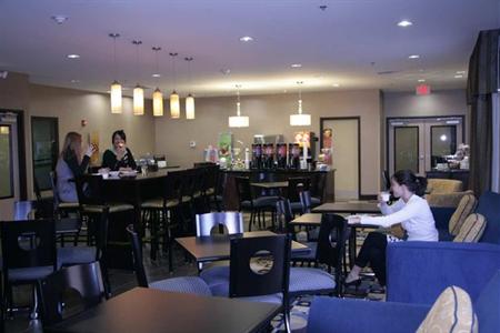 фото отеля Hampton Inn Olathe