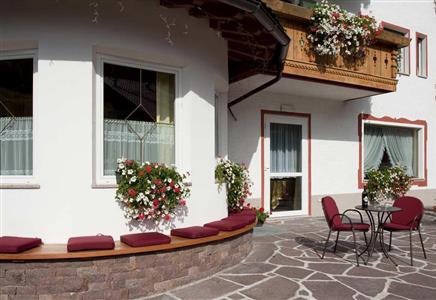 фото отеля Hotel Alaska Campitello di Fassa