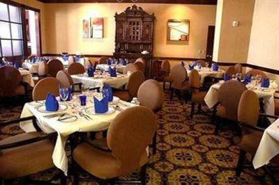 фото отеля Embassy Suites Laredo
