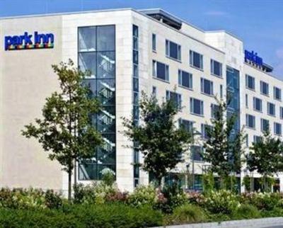 фото отеля Park Inn by Radisson Frankfurt Airport