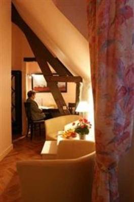 фото отеля Logis Hostellerie des Ducs