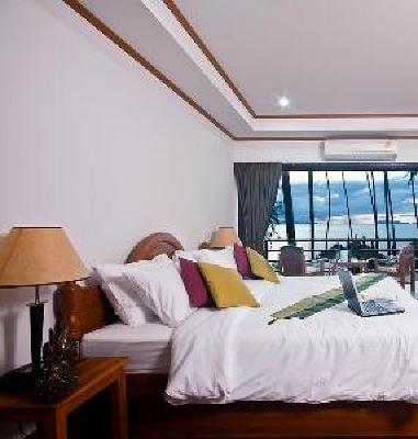 фото отеля Lipa Bay Resort