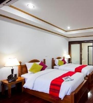 фото отеля Lipa Bay Resort
