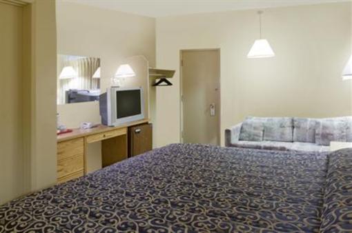 фото отеля Canadas Best Value Inn & Suites-Desert Motel