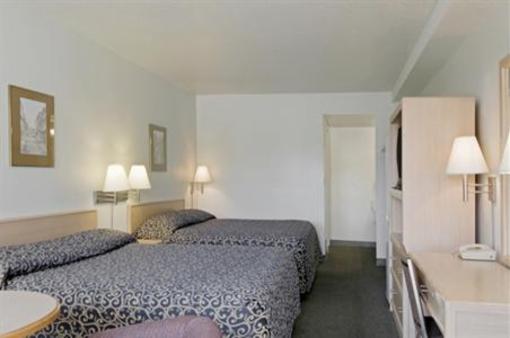 фото отеля Canadas Best Value Inn & Suites-Desert Motel