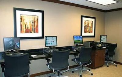 фото отеля Embassy Suites Buffalo