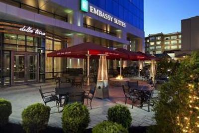 фото отеля Embassy Suites Buffalo