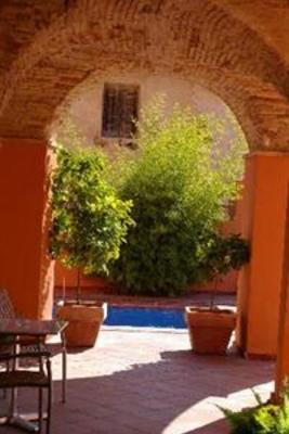 фото отеля Hotel De La Moneda Castello d'Empuries